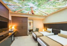 Discover Luxurious Living: The Top 10 Hotels in Glyfada, Athens